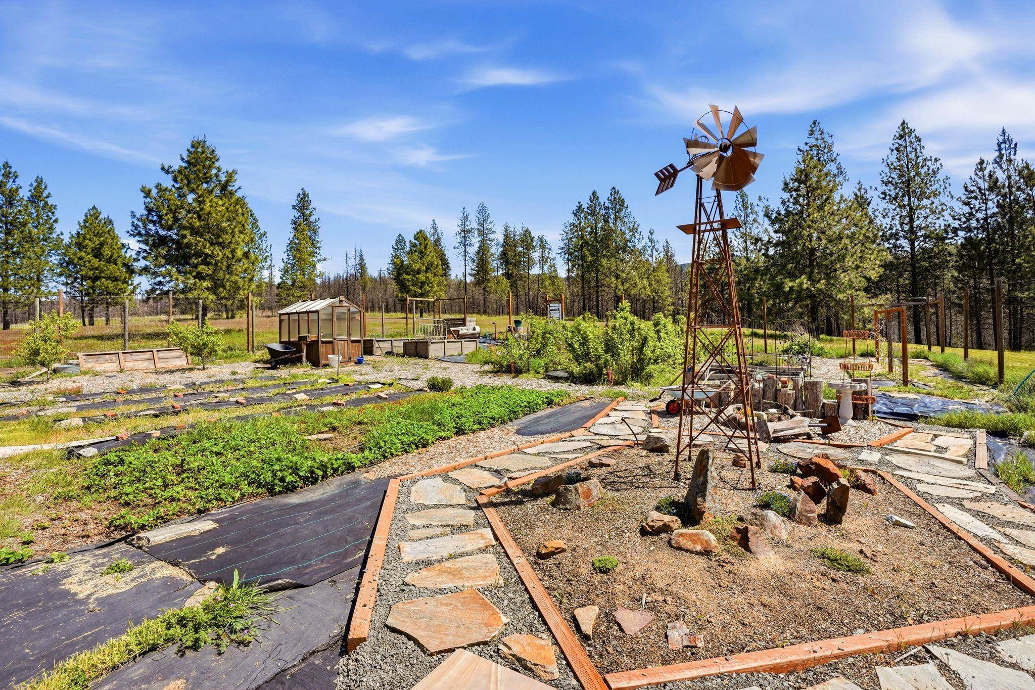 17217 East Walters Road Elk, WA 99009 - Photo 36 of 50