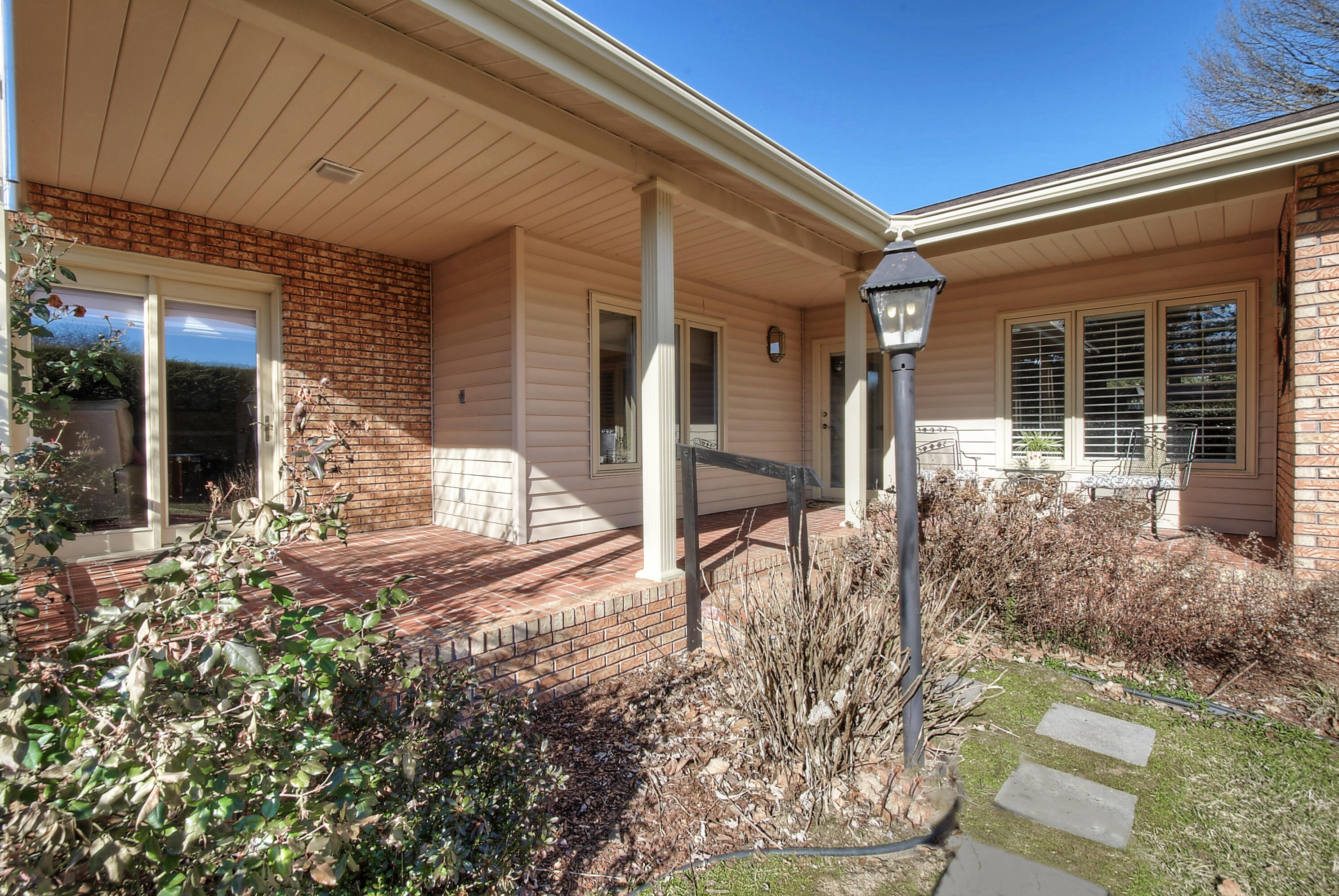 1816 Broadmoor Road Johnson City, TN 37604 - Photo 36 of 38 Back Porch