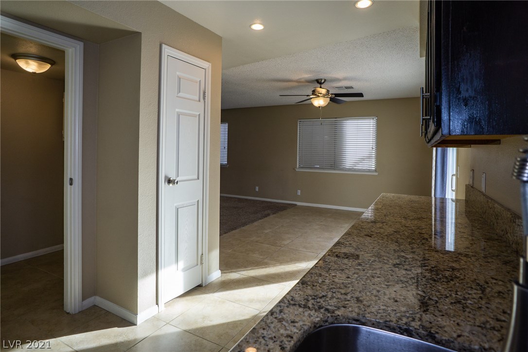 1017 Wilson Cliffs Road Las Vegas, NV 89128 - Photo 13 of 41