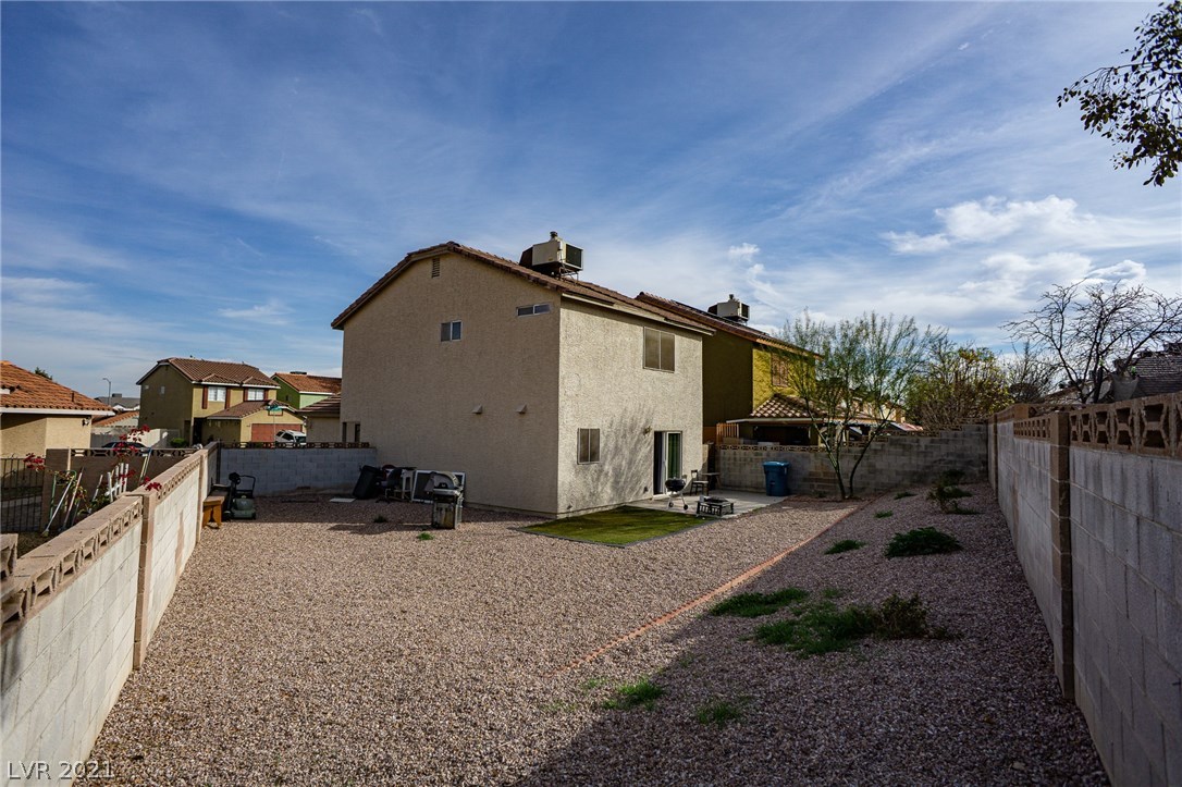 1017 Wilson Cliffs Road Las Vegas, NV 89128 - Photo 21 of 41