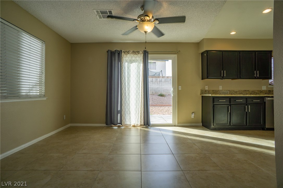 1017 Wilson Cliffs Road Las Vegas, NV 89128 - Photo 8 of 41