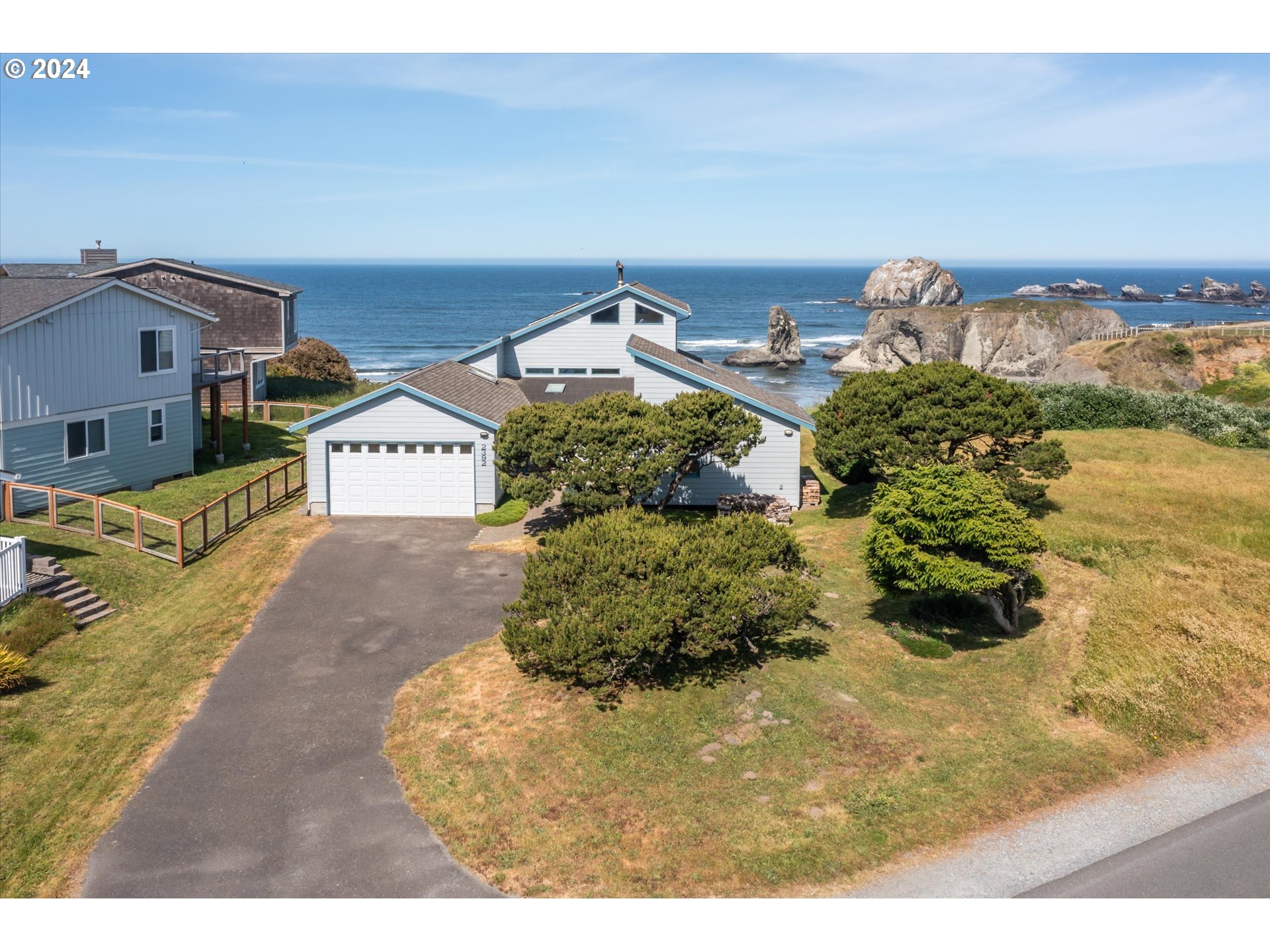2392 Beach Loop Road Bandon, OR 97411 - Photo 2 of 42 Gallery Image 2