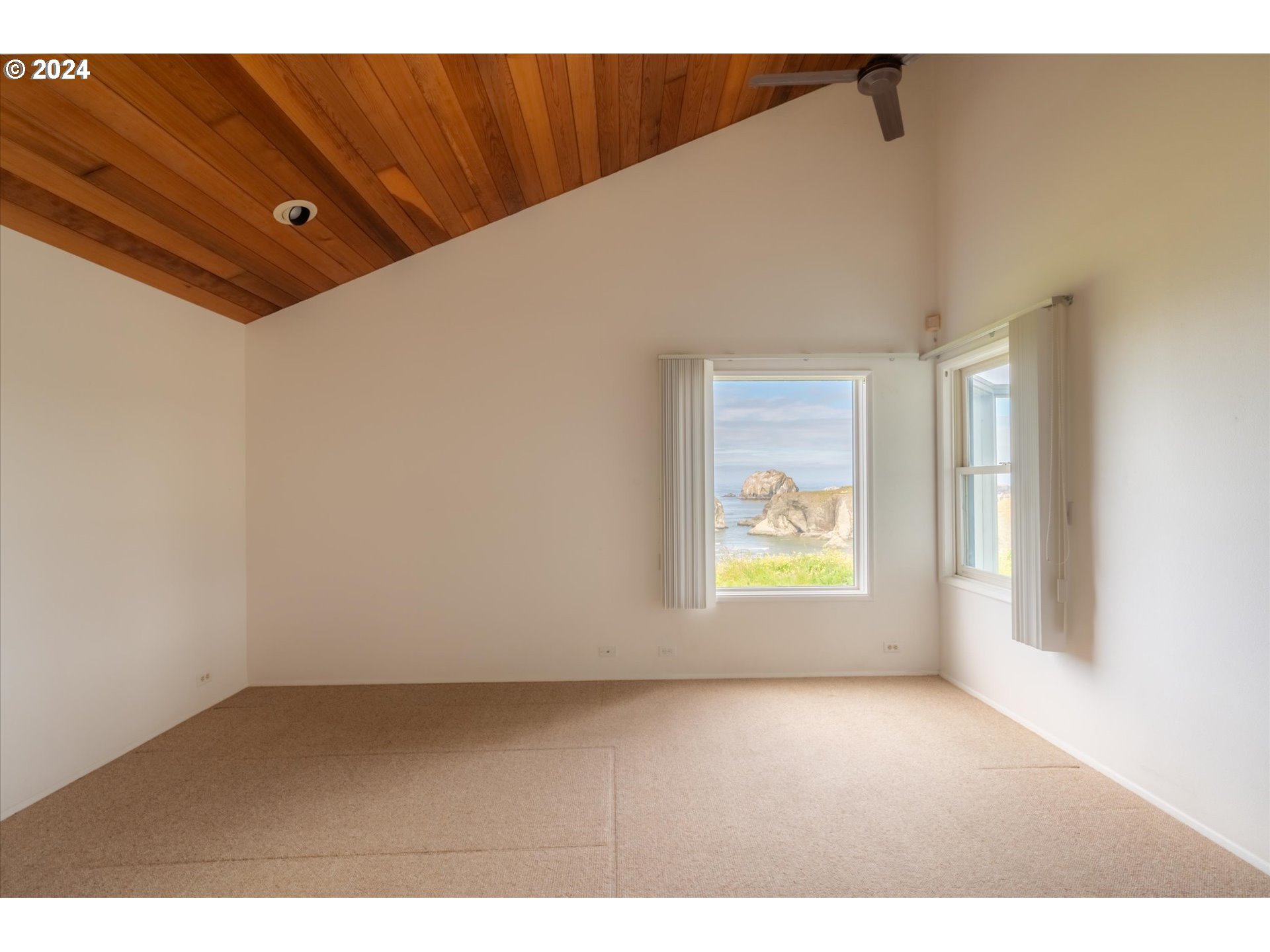 2392 Beach Loop Road Bandon, OR 97411 - Photo 21 of 42 Gallery Image 21