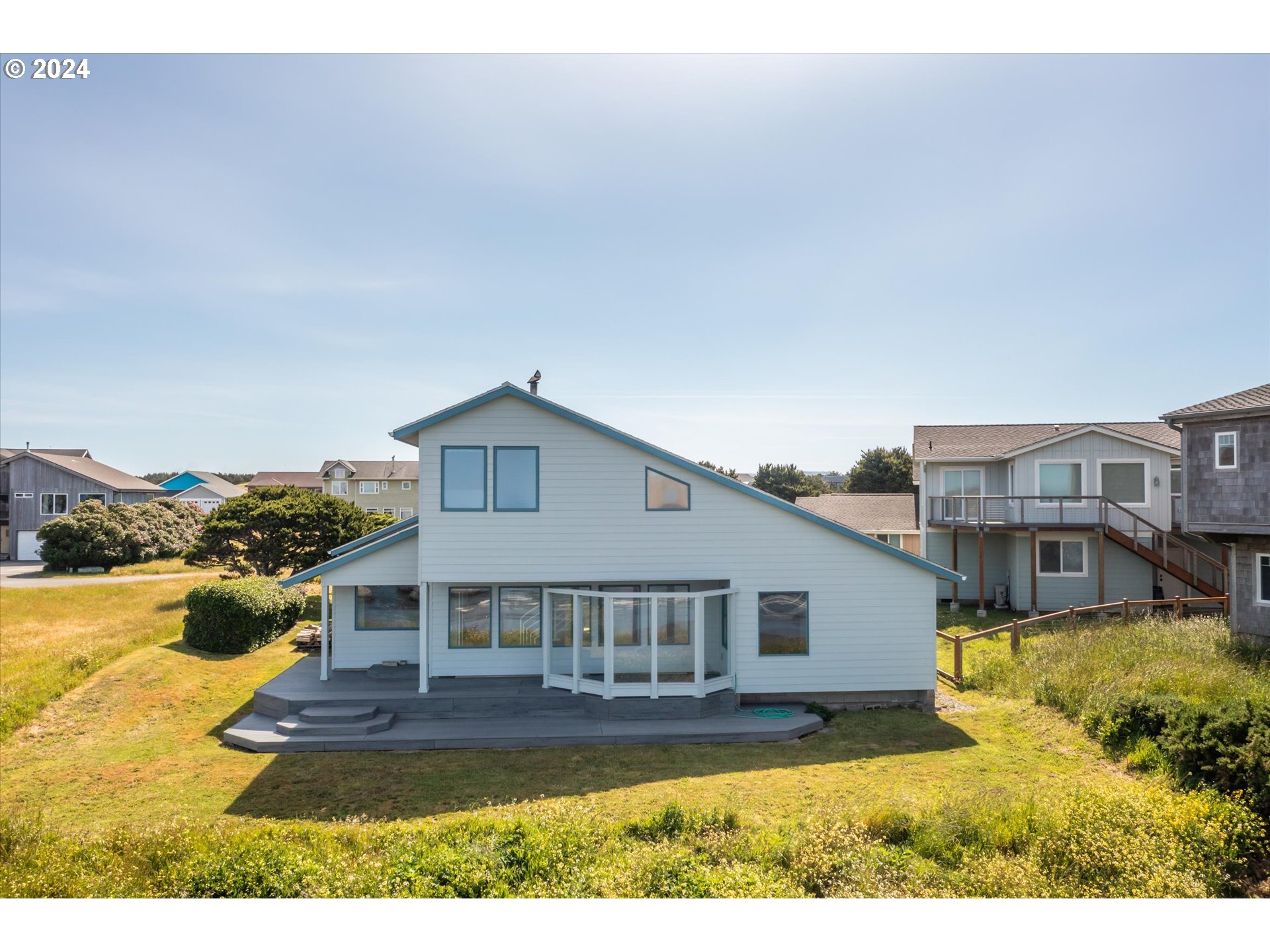 2392 Beach Loop Road Bandon, OR 97411 - Photo 35 of 42 Gallery Image 35