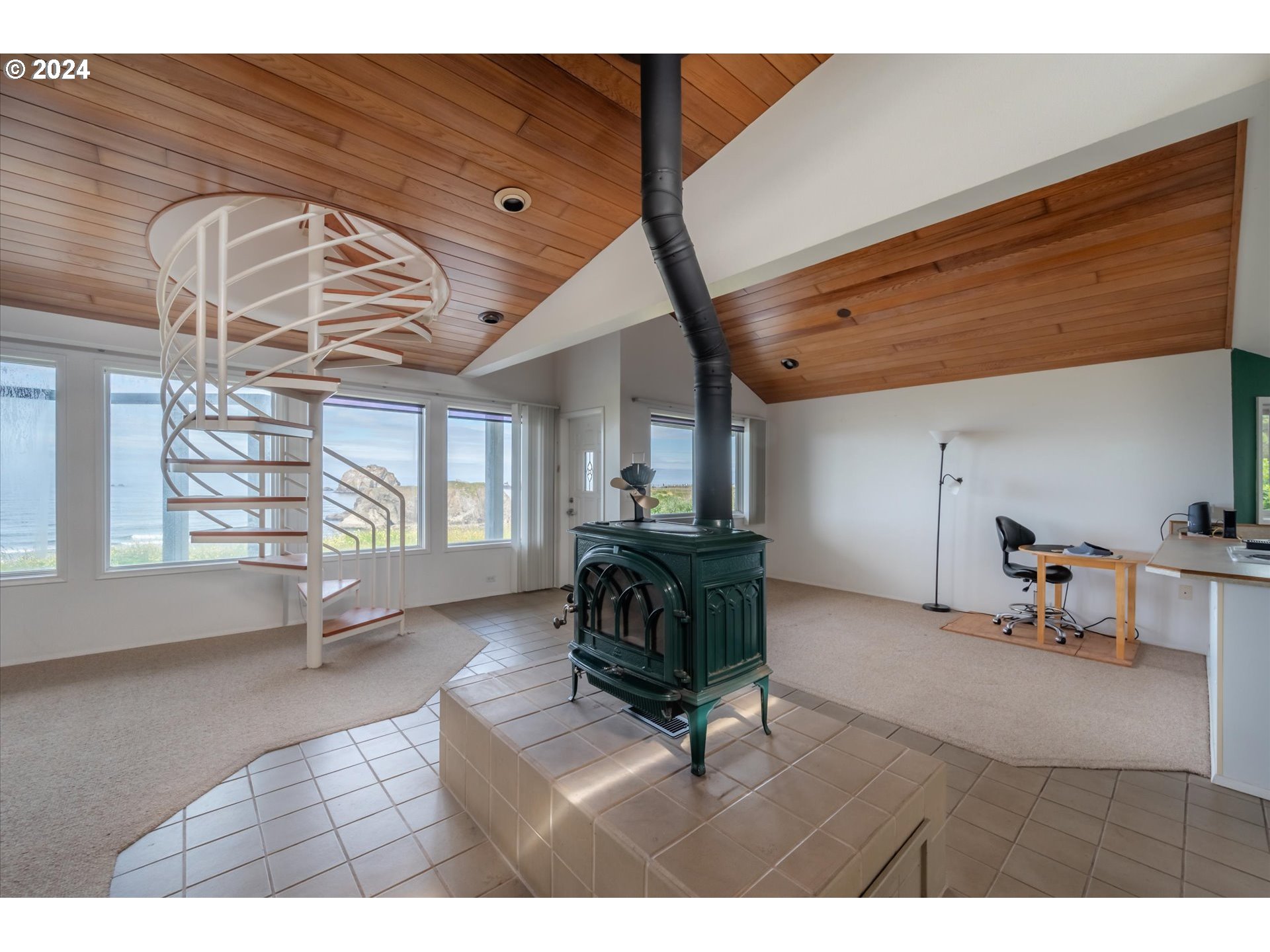 2392 Beach Loop Road Bandon, OR 97411 - Photo 10 of 42 Gallery Image 10