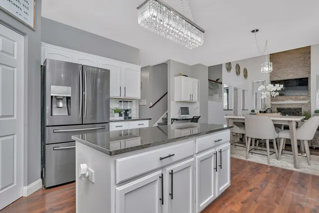 $635,000 | 2772 Berman Road, North Aurora, IL 60542