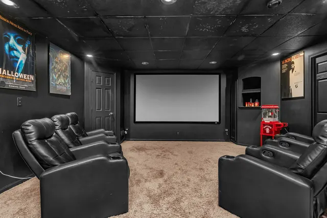 $635,000 | 2772 Berman Road, North Aurora, IL 60542