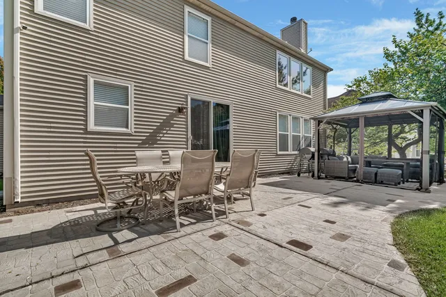 $635,000 | 2772 Berman Road, North Aurora, IL 60542