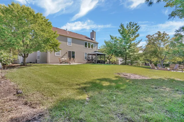$635,000 | 2772 Berman Road, North Aurora, IL 60542