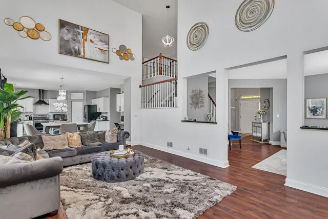 $635,000 | 2772 Berman Road, North Aurora, IL 60542