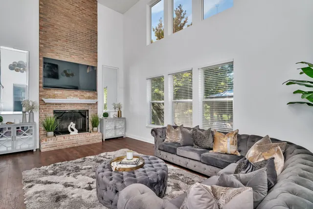 $635,000 | 2772 Berman Road, North Aurora, IL 60542