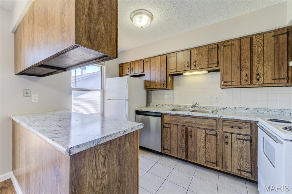 2200 Willott Road, Unit I St. Peters, MO 63376 - Photo 5 of 22