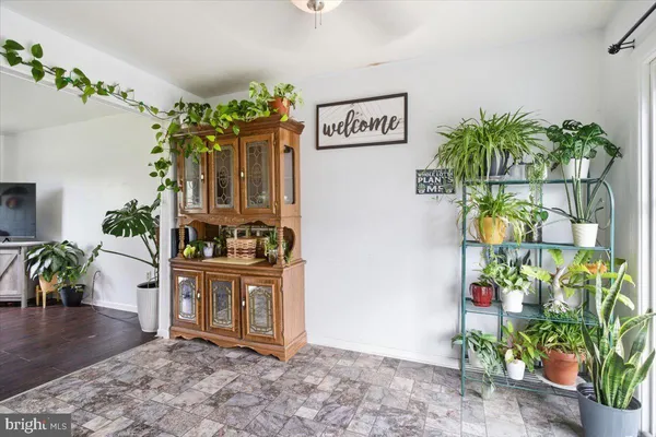 $325,000 | 15421 Oakland Road, Goldsboro, MD 21636