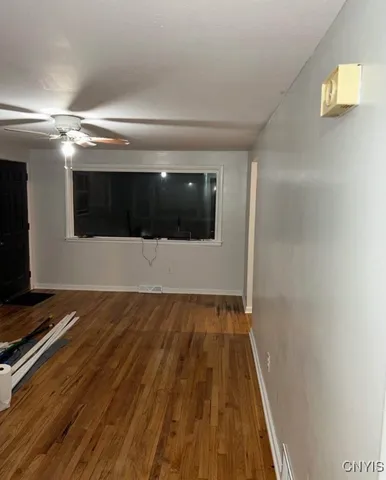 $289,900 | 402 Buckley Road, Salina, NY 13088