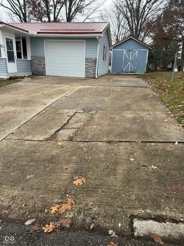 $195,000 | 104 Quiet Lane, Oolitic, IN 47451