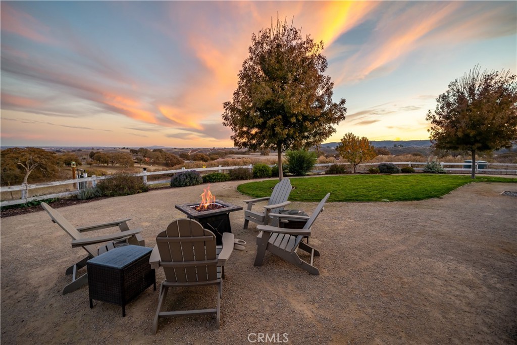 7245 Nonpariel Road Paso Robles, CA 93446 - Photo 17 of 64