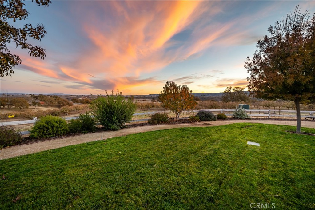 7245 Nonpariel Road Paso Robles, CA 93446 - Photo 18 of 64