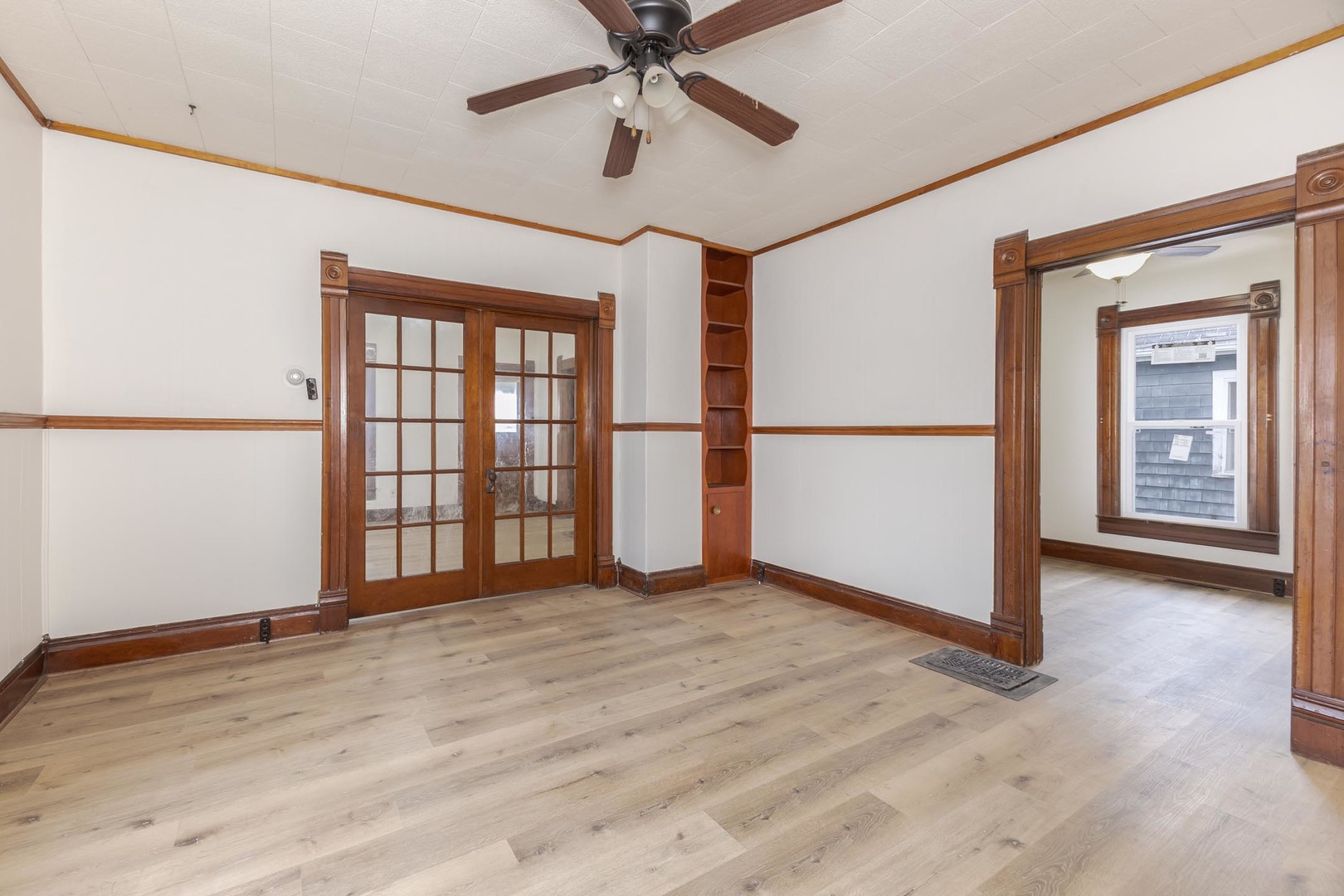 726 West South Street Pontiac, IL 61764 - Photo 13 of 34