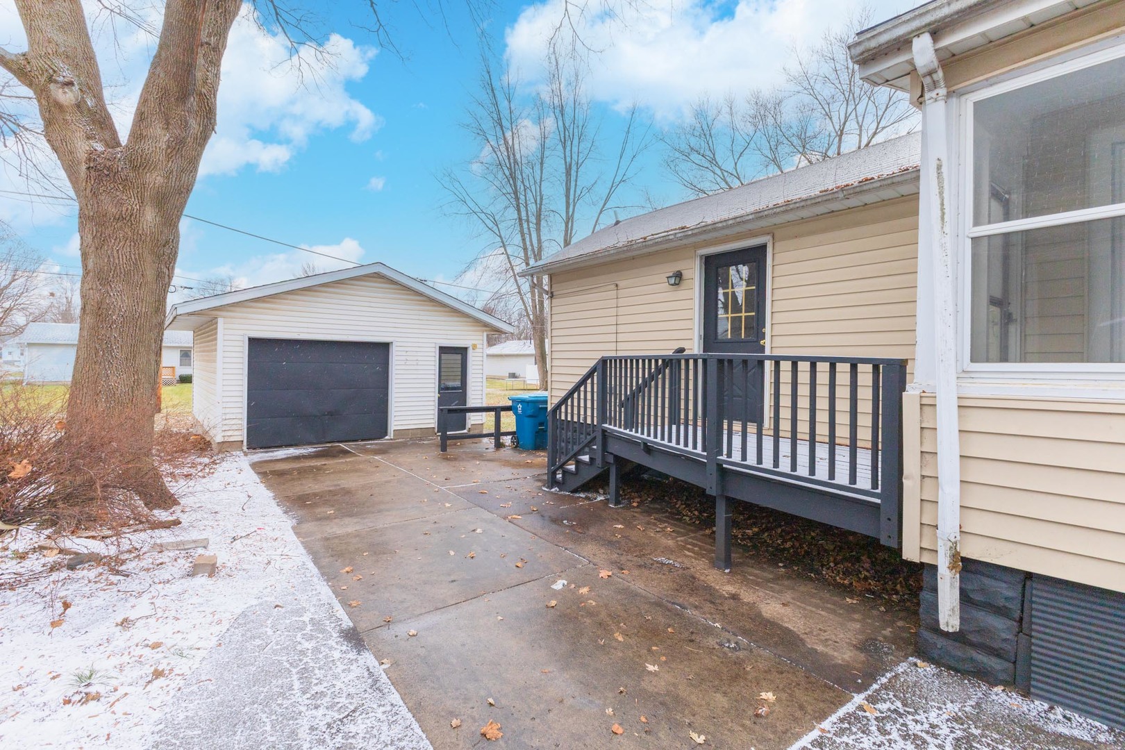 726 West South Street Pontiac, IL 61764 - Photo 31 of 34