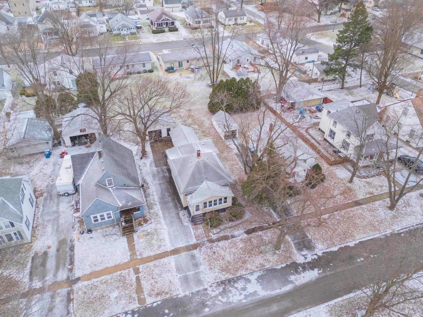 726 West South Street Pontiac, IL 61764 - Photo 4 of 34