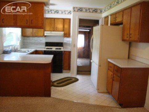 1488 West Judd Road Flint, MI 48507 - Photo 12 of 16 21147489-11.JPG