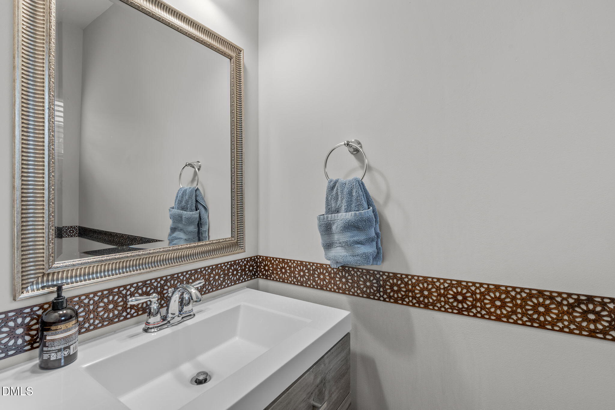 7224 Ladbrooke Street Raleigh, NC 27617 - Photo 5 of 29 Half Bath