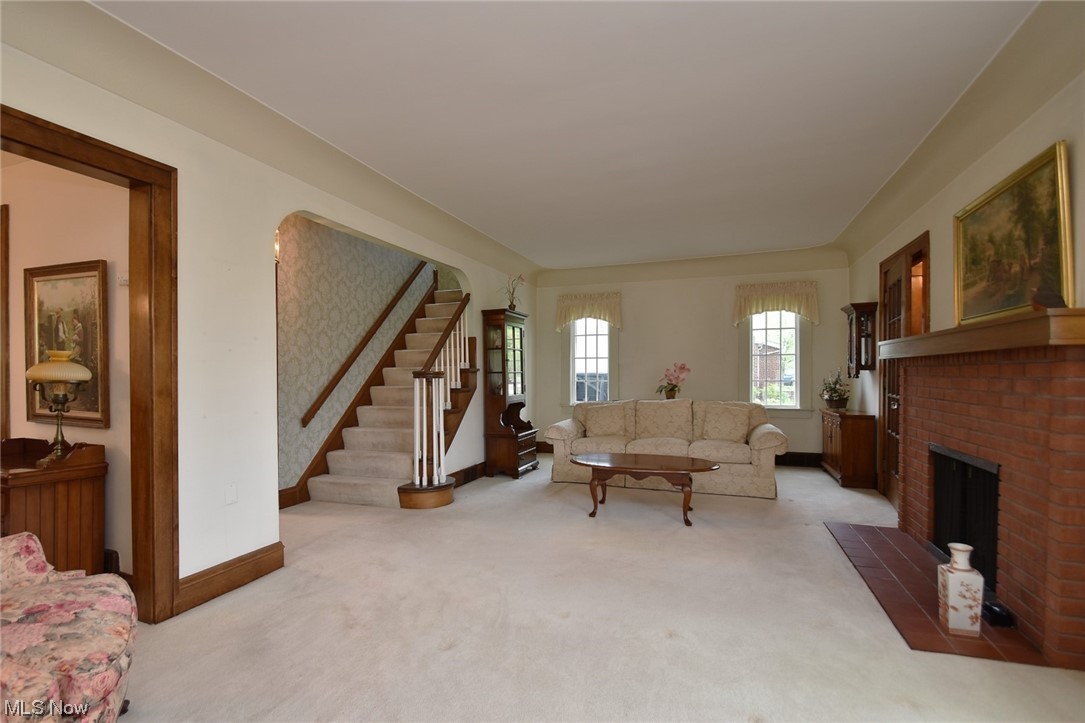 1209 East Schaaf Road Independence, OH 44131 - Photo 5 of 31 Gallery Image 5