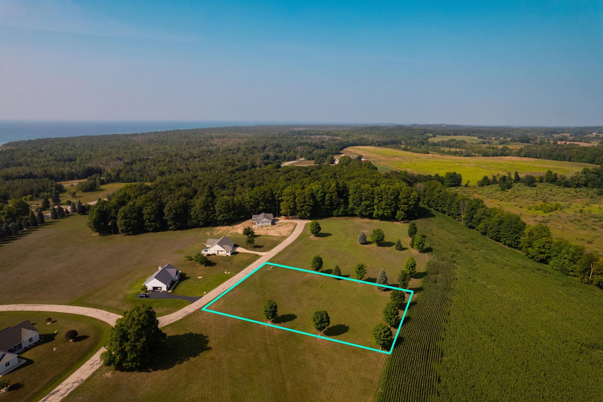 11 Sunset Rdg Drive Charlevoix, MI 49720 - Photo 6 of 23