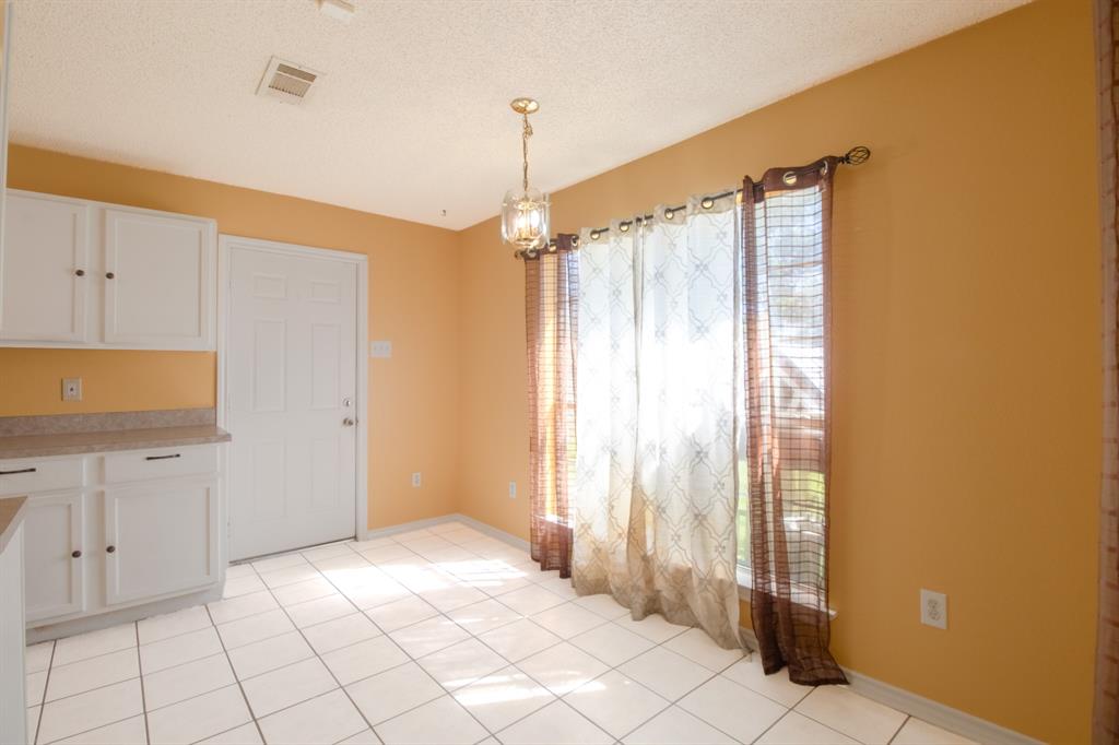 2651 Anderson Street Dallas, TX 75215 - Photo 6 of 21