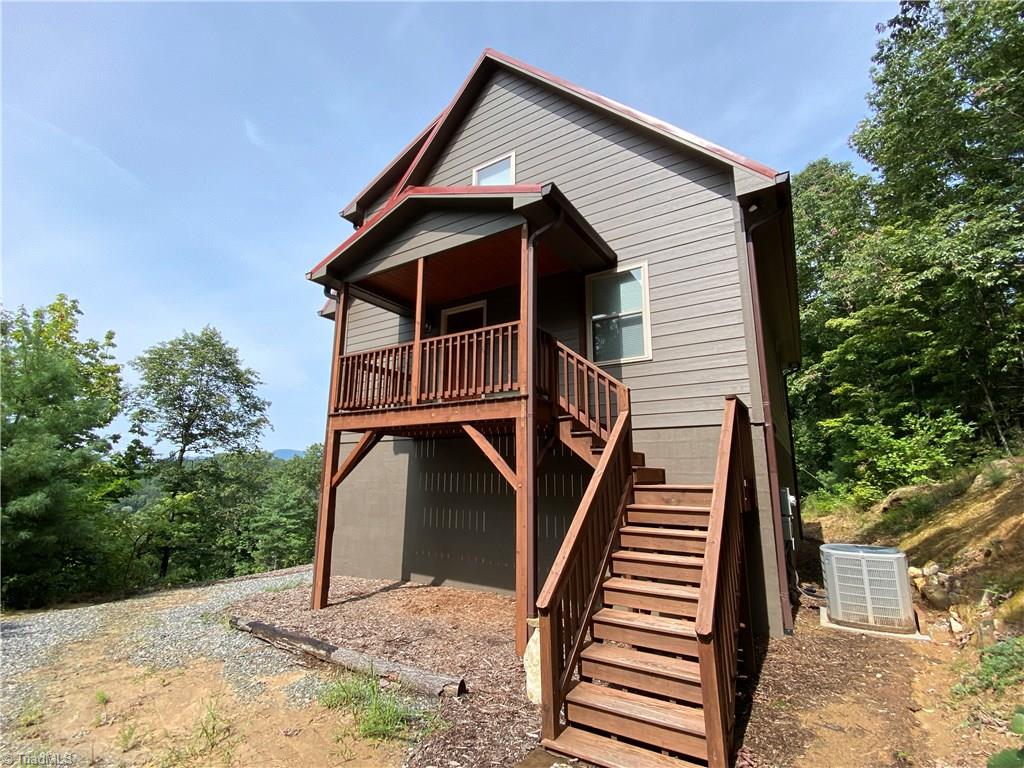 572 Casey Mountain Road Purlear, NC 28665 - Photo 1 of 22