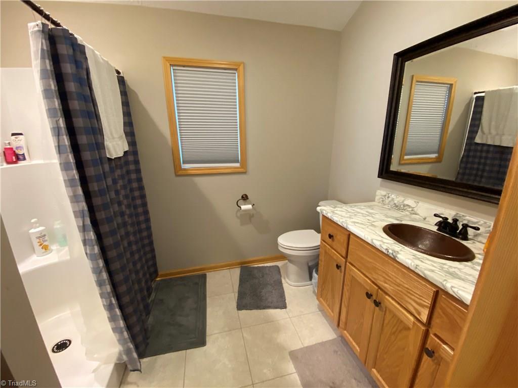 572 Casey Mountain Road Purlear, NC 28665 - Photo 10 of 22