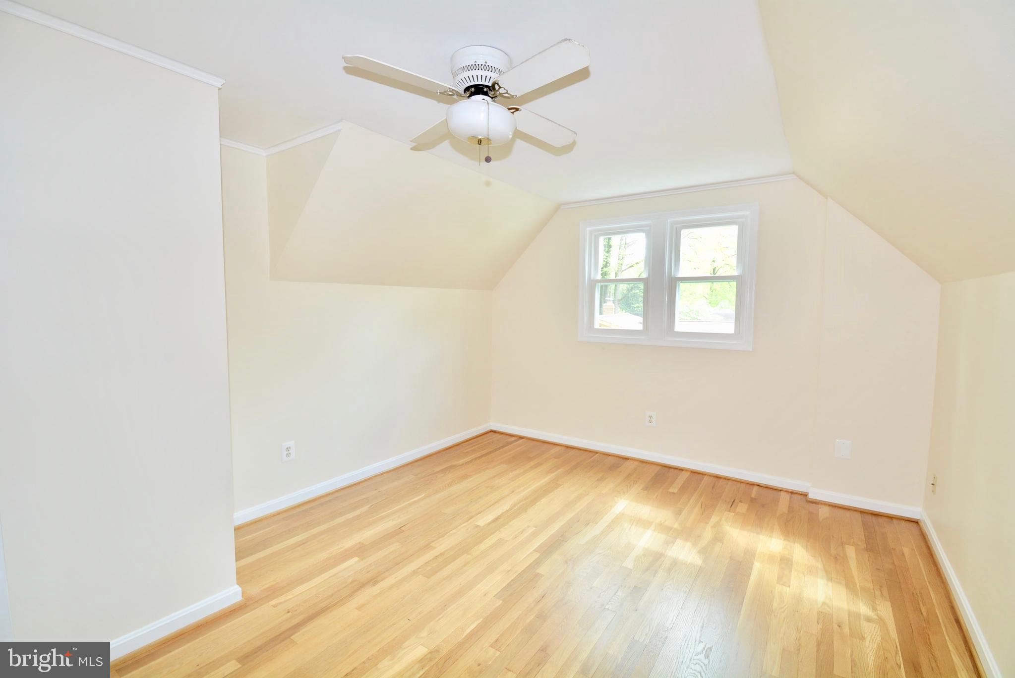 8921 Victoria Road Springfield, VA 22151 - Photo 17 of 29 Bedroom