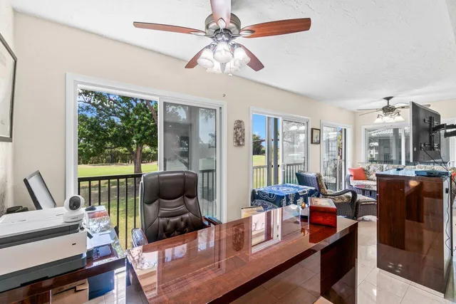 $75,000 | 9 Stratford Drive, Unit D, Boynton Beach, FL 33436