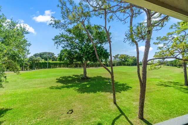 $75,000 | 9 Stratford Drive, Unit D, Boynton Beach, FL 33436