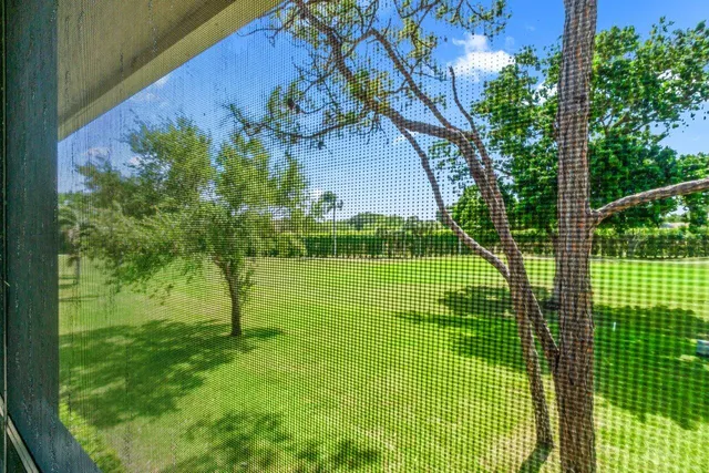 $75,000 | 9 Stratford Drive, Unit D, Boynton Beach, FL 33436