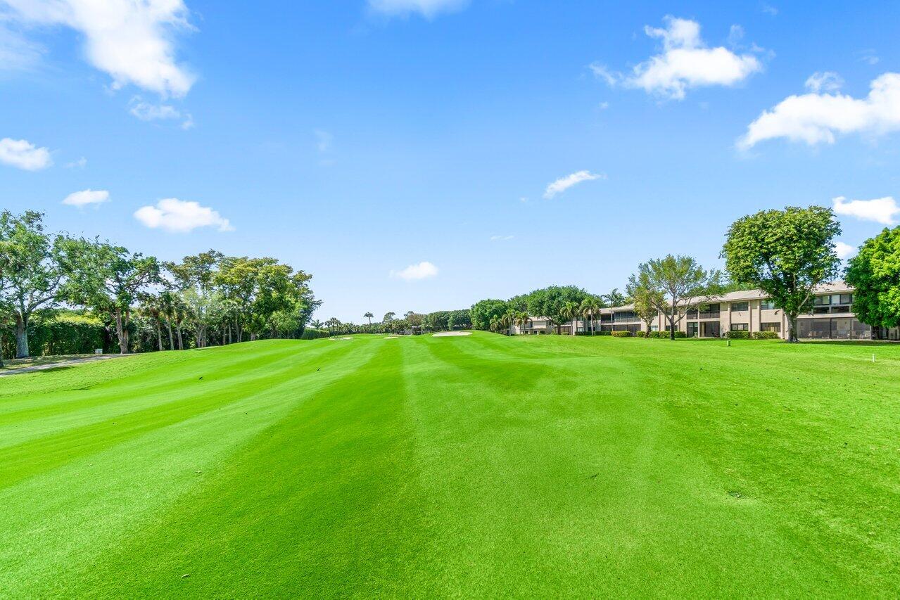 9 Stratford Drive, Unit D Boynton Beach, FL 33436 - Photo 34 of 61 034-9StratfordDriveEast-UnitD-BoyntonBea