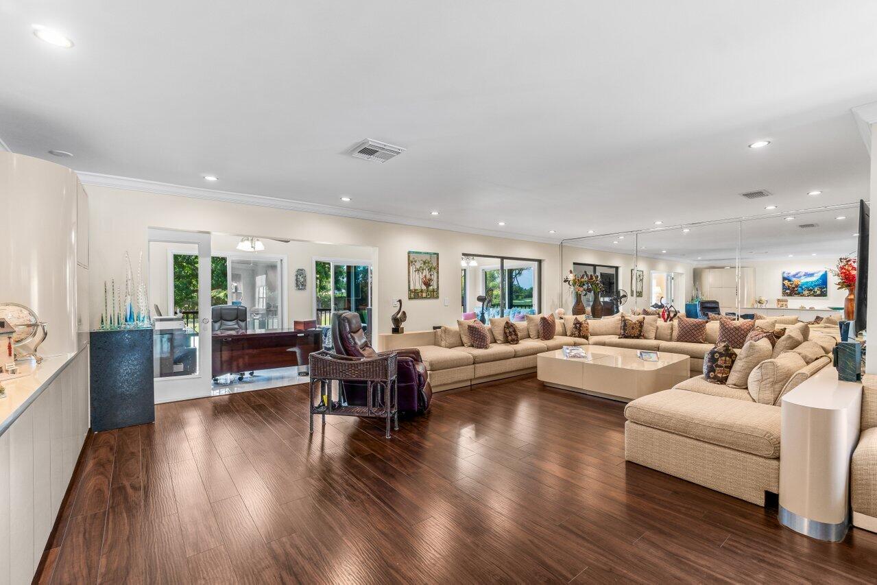 9 Stratford Drive, Unit D Boynton Beach, FL 33436 - Photo 5 of 61 005-9StratfordDriveEast-UnitD-BoyntonBea