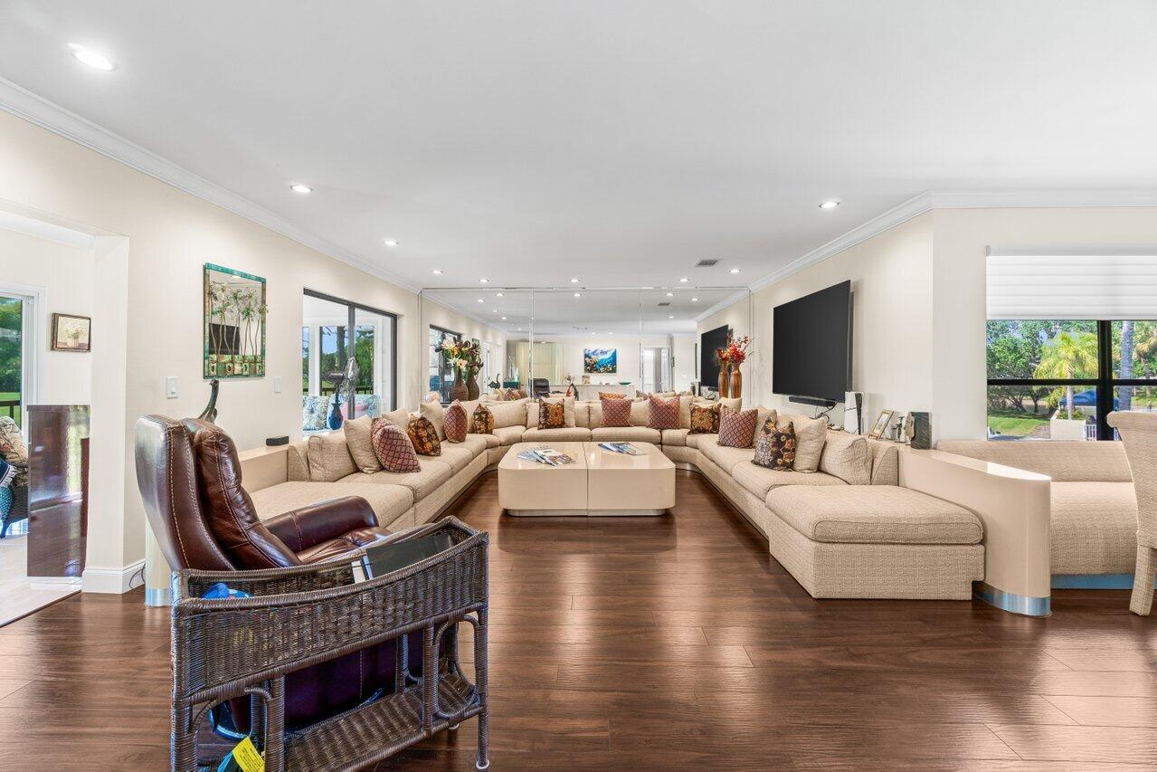 9 Stratford Drive, Unit D Boynton Beach, FL 33436 - Photo 8 of 61 008-9StratfordDriveEast-UnitD-BoyntonBea