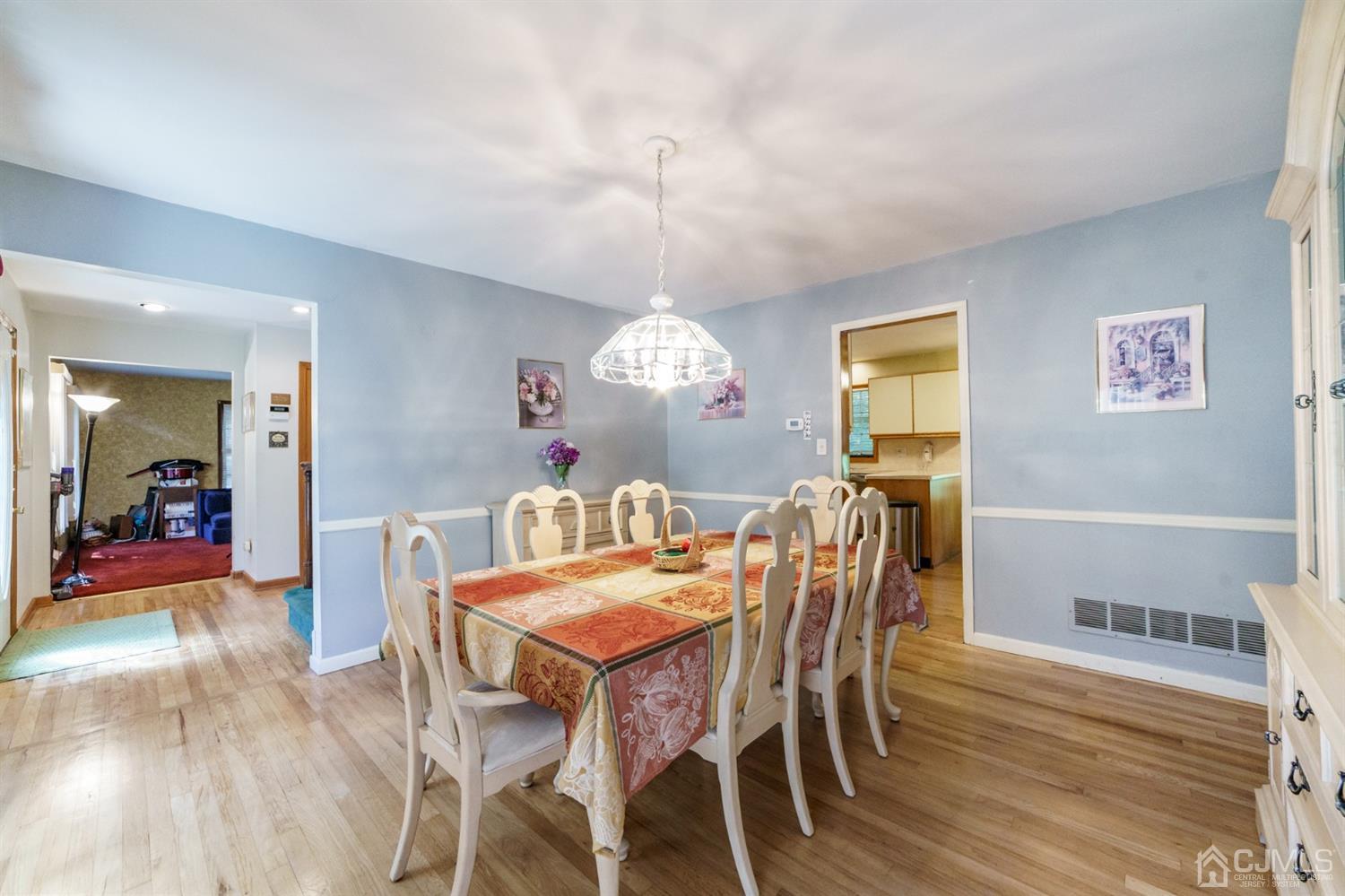 175 Fern Road East Brunswick, NJ 08816 - Photo 3 of 23 Gallery Image 3