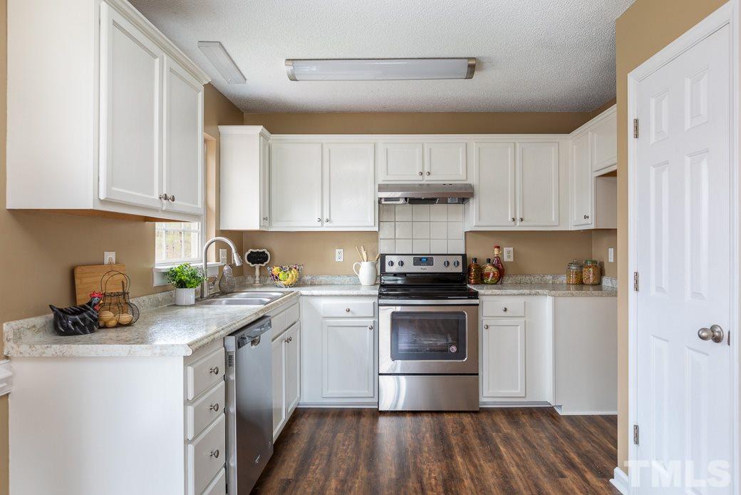 722 Rochester Street Durham, NC 27704 - Photo 4 of 9 This recently RENOVATED Kitchen is waiting for it's next home chef and features NEW SS APPLIANCES, NEW FLOORING, NEW FIXTURES, NEW PAINT, NEW COUNTER TOPS, A NEW SINK, AND A NEW TILE BACKSPLASH. Cooking is sure to be a joy in this home!