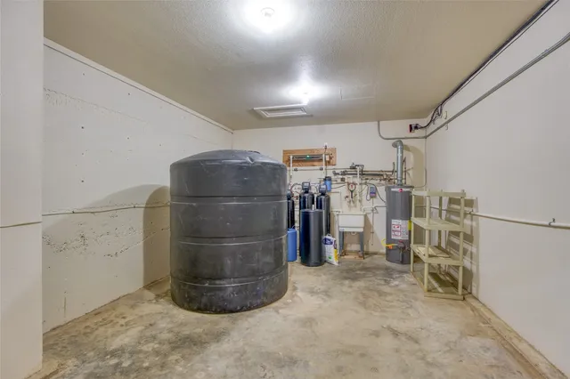 a view of a storage & utility room