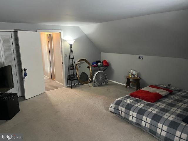 15 Helm Turn Willingboro, NJ 08046 - Photo 26 of 40 a bedroom with a bed and a flat tv screen on dresser