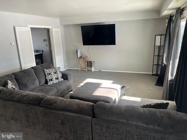 15 Helm Turn Willingboro, NJ 08046 - Photo 3 of 40 a living room with furniture and a flat screen tv