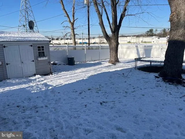 a house view with a backyard space