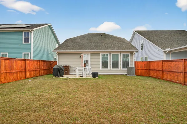 $429,500 | 478 Eagleview Drive, Moncks Corner, SC 29461