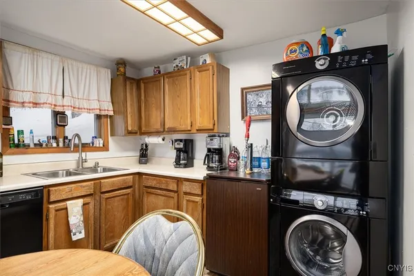 $425,000 | 153 Cliff Road, Webb, NY 13420