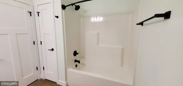 $2,000 | 1229-1231 Wisteria Lane, New Richmond, WI 54017