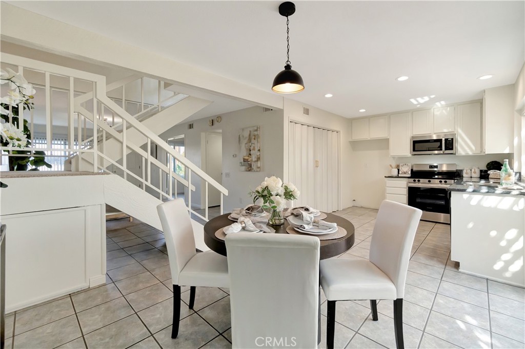 565 Archwood Avenue Brea, CA 92821 - Photo 12 of 38