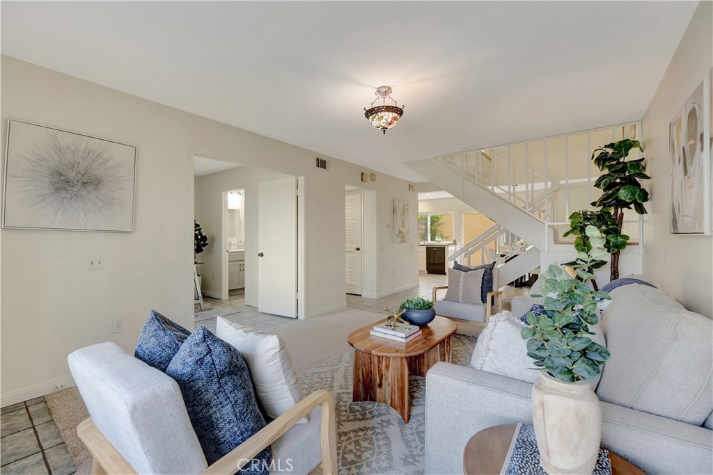 565 Archwood Avenue Brea, CA 92821 - Photo 6 of 38