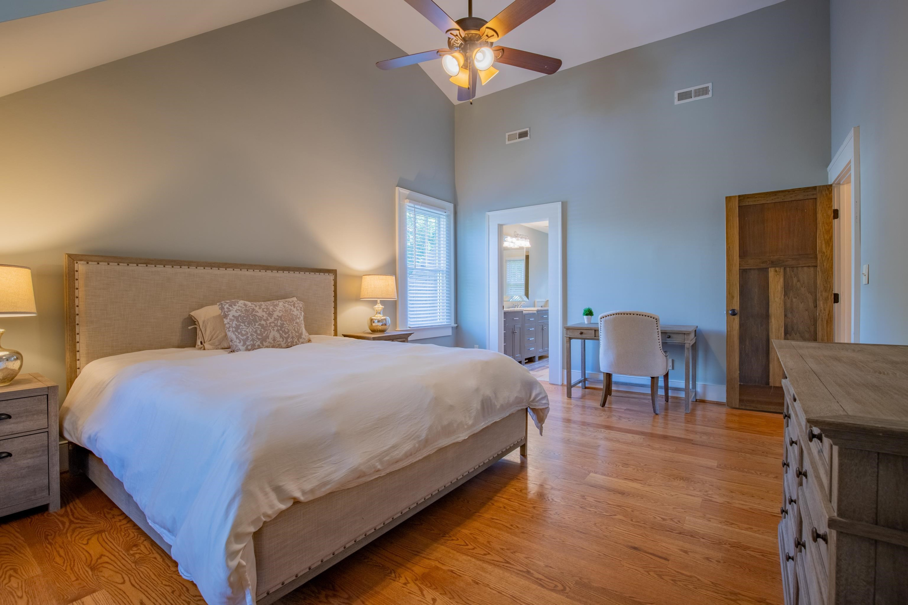 616 Mills Street Raleigh, NC 27608 - Photo 17 of 30 Photo 17